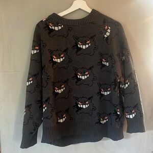 Gengar sweater, super thick and cozy, same one Valkyrae has